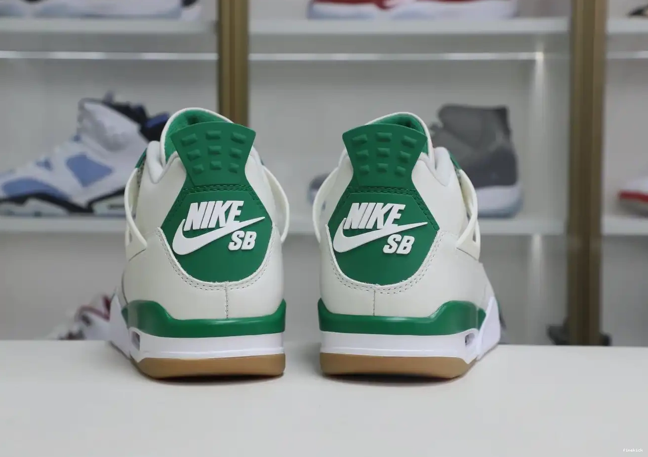 RETRO SB 4 NIKE JORDAN 'PINE AIR X GREEN' 0504